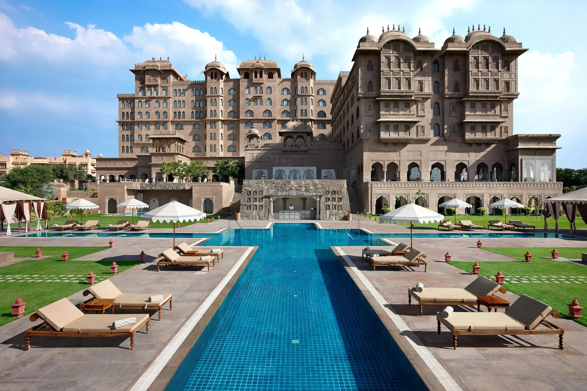 Fairmont Jaipur - Pool Side Lawns Event Space